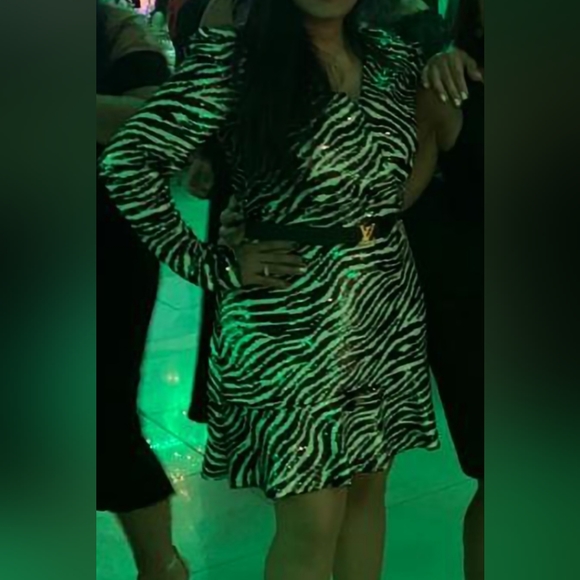 Michael kor - Picture 1 of 7